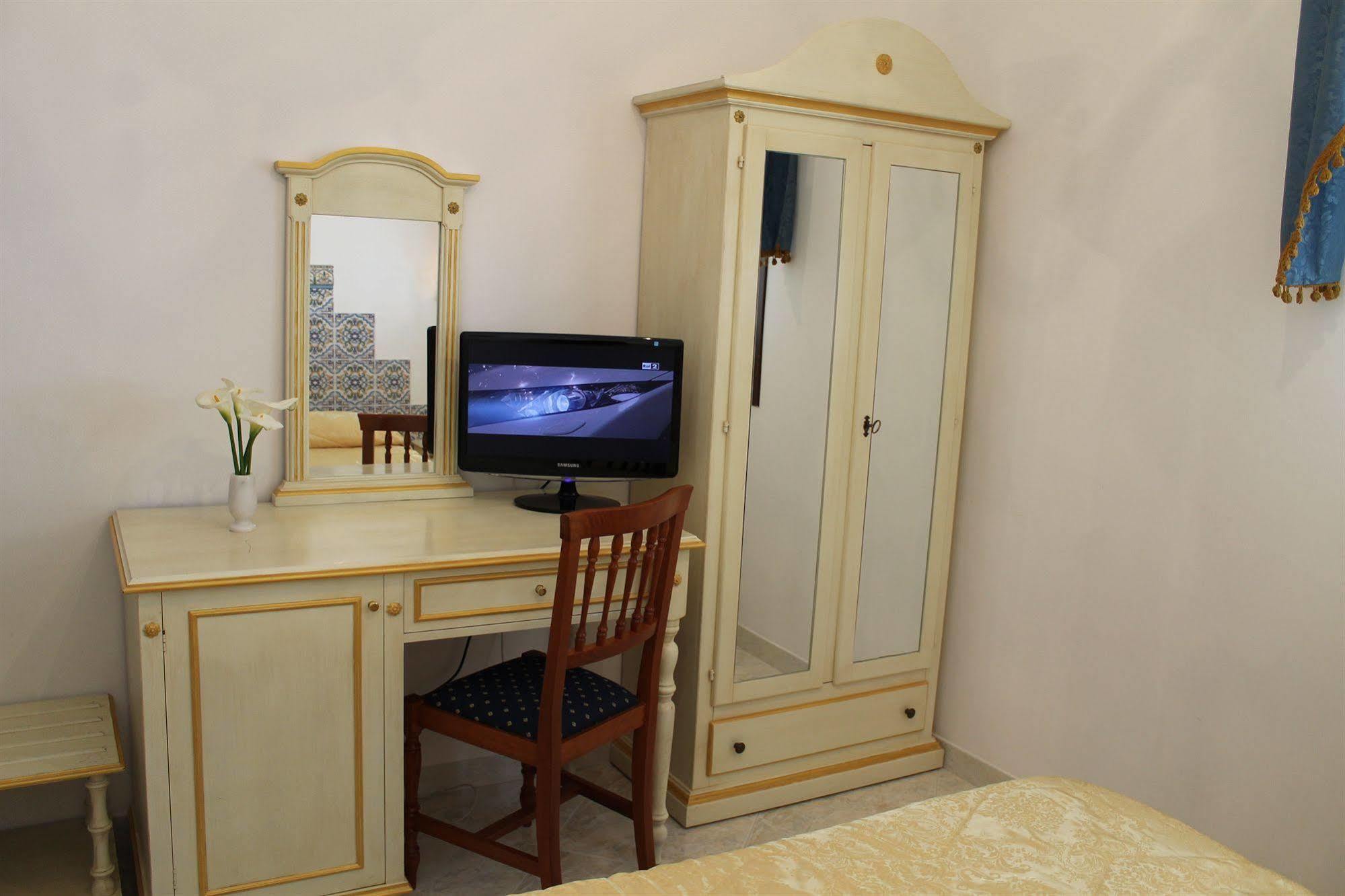 סן ויטו לו קאפו Araba Fenice Hotel מראה חיצוני תמונה